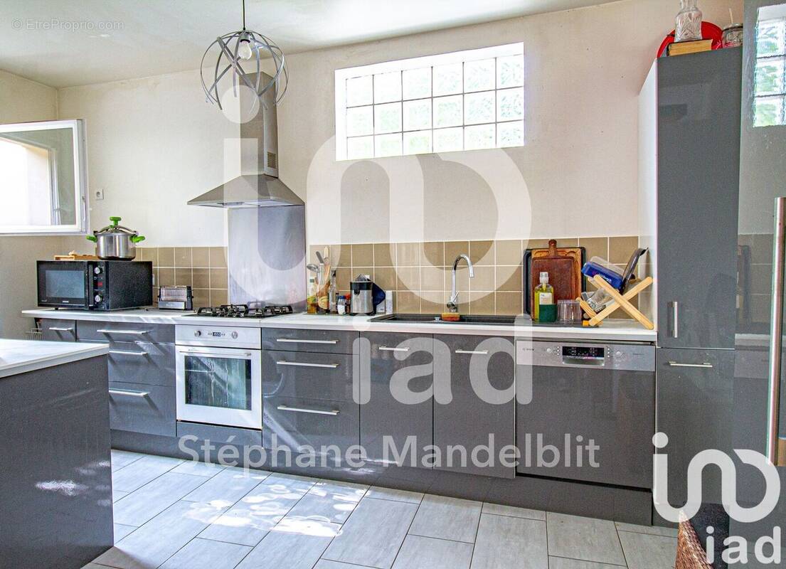 Photo 1 - Maison à SAINT-MAUR-DES-FOSSES