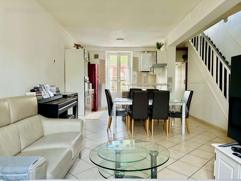 Maison à CREPY-EN-VALOIS