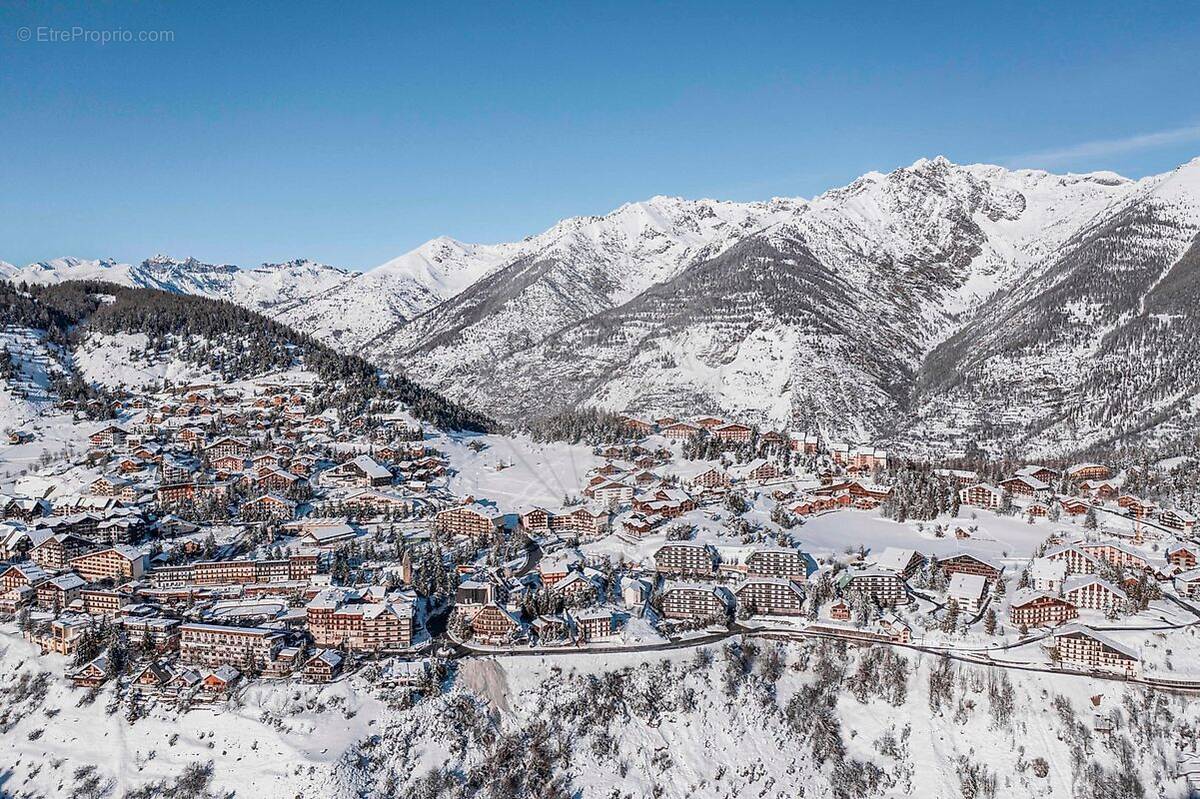 Appartement à SAINT-ETIENNE-DE-TINEE