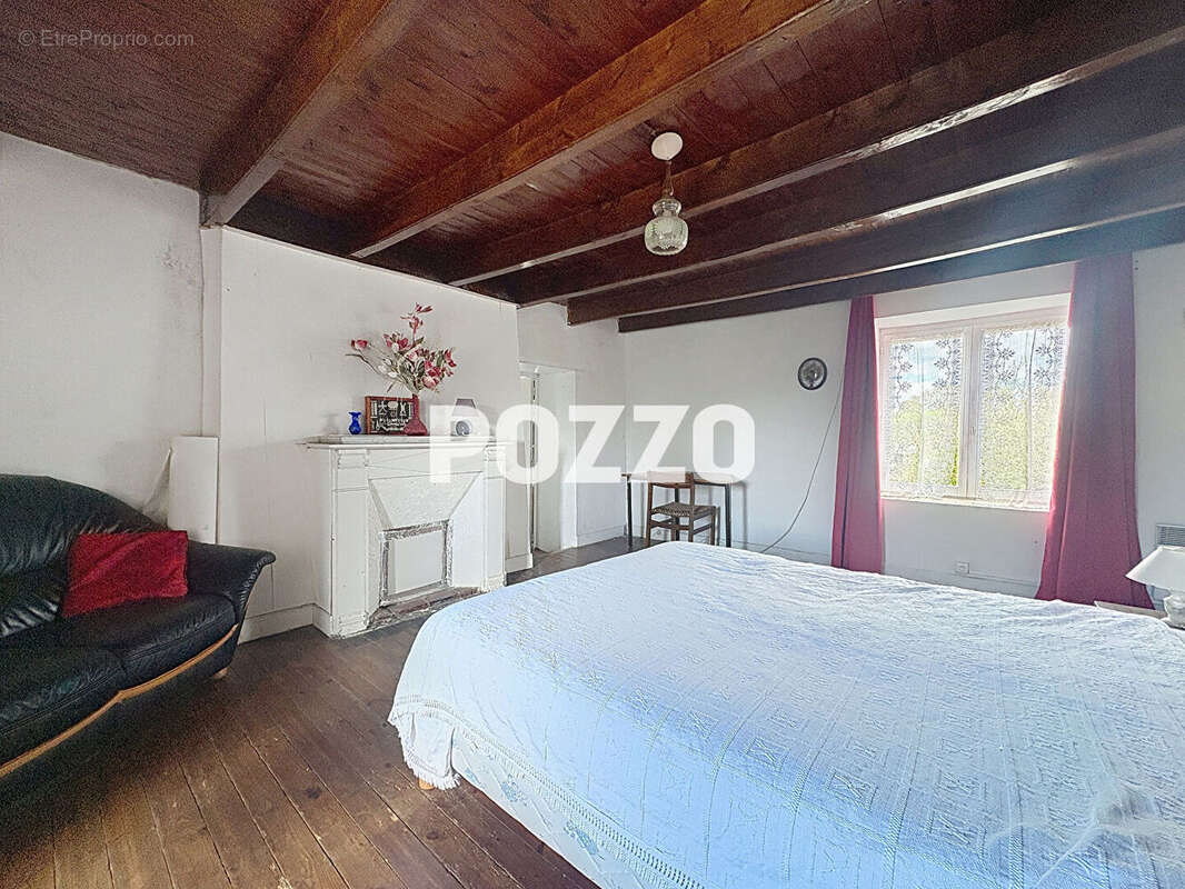 Maison à MUNEVILLE-LE-BINGARD