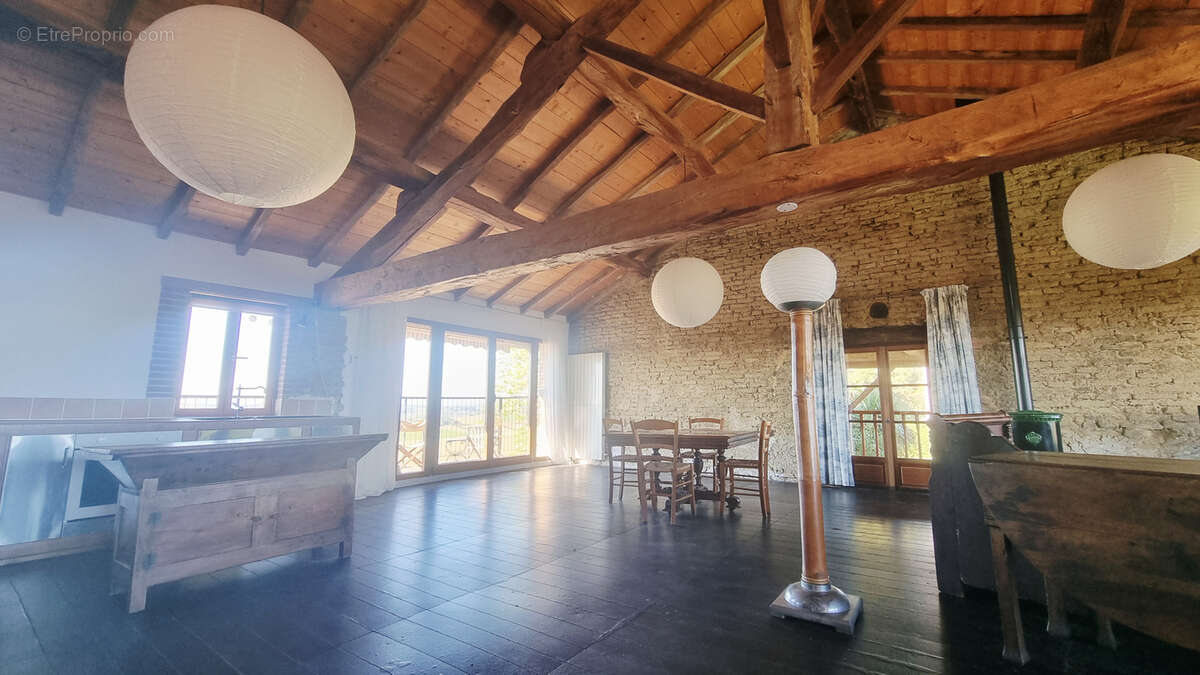 Maison à L&#039;ISLE-EN-DODON