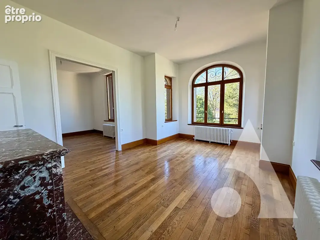 Maison à AIX-EN-OTHE