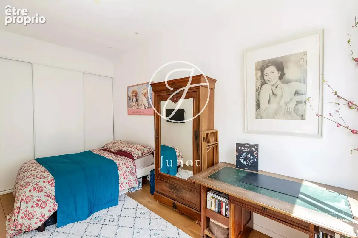 Paris 10e – FAUBOURG SAINT-MARTIN – Appartement – 3 pièces – 66,14m² Carrez - 67,41m² au sol – 2 chambres - Volumes - photo 8