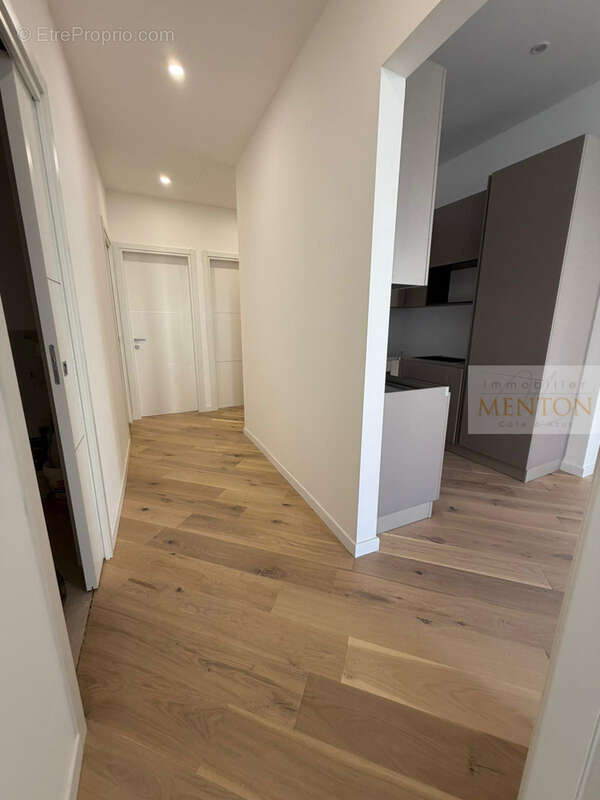 Appartement à MENTON