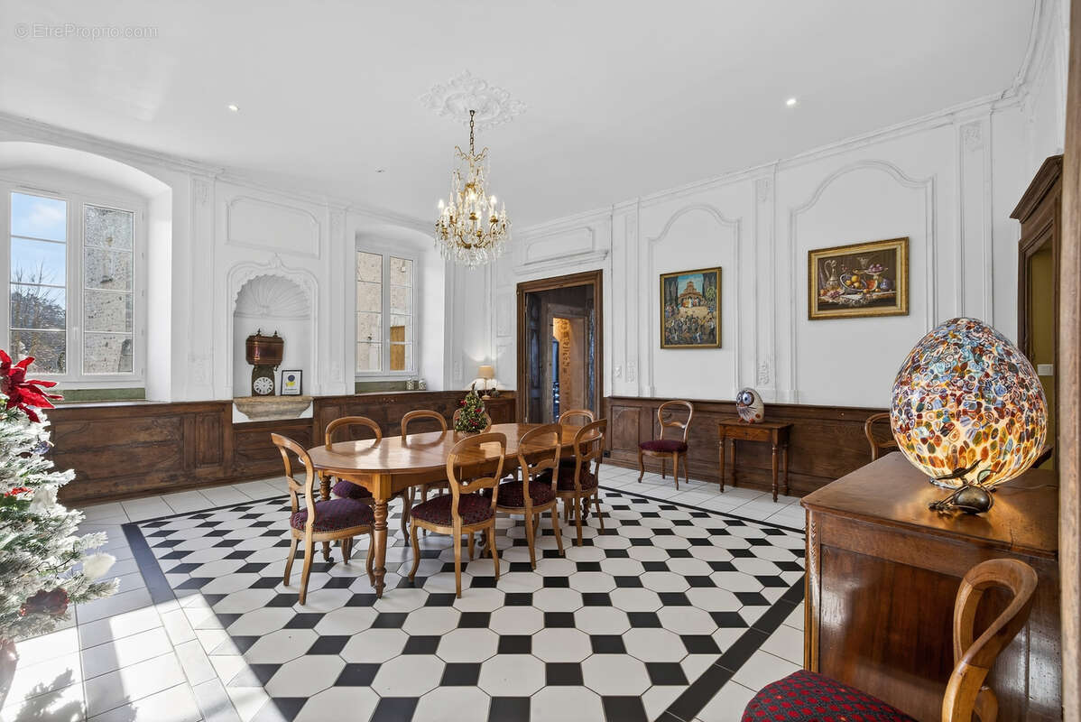 Maison à BOURG-EN-BRESSE