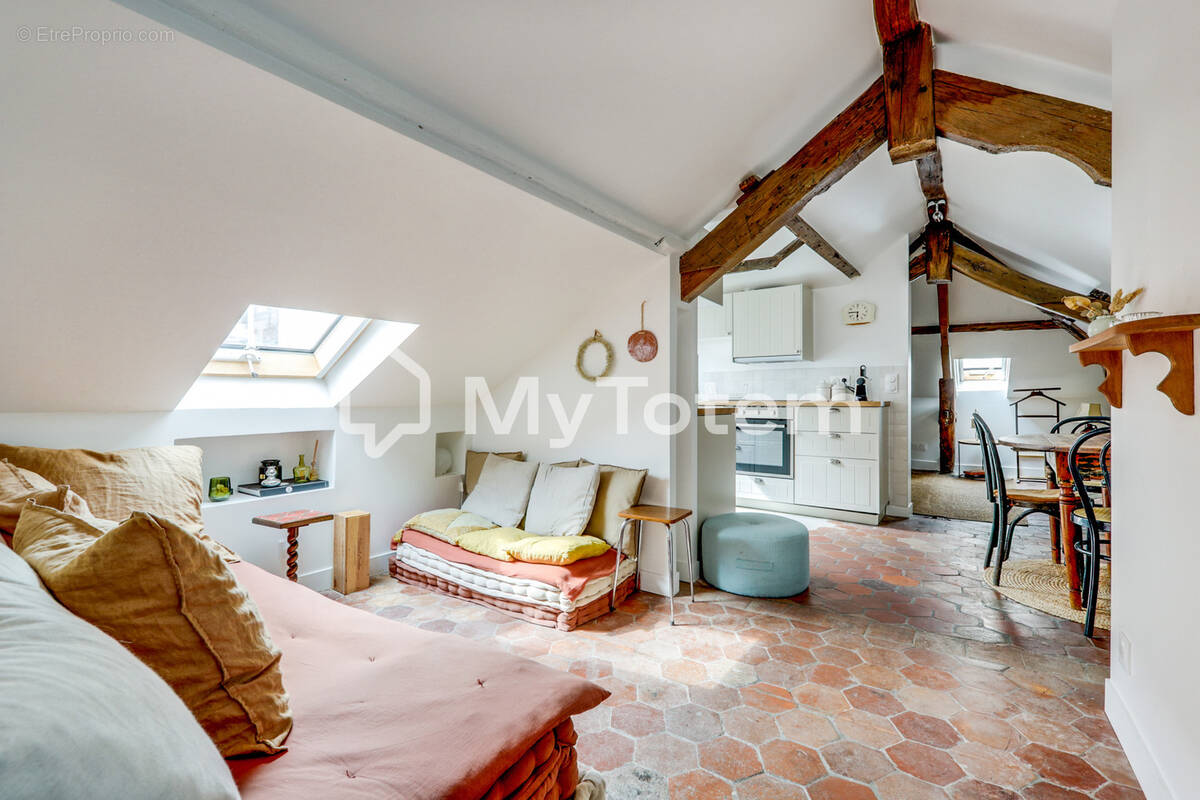 Appartement à PARIS-11E