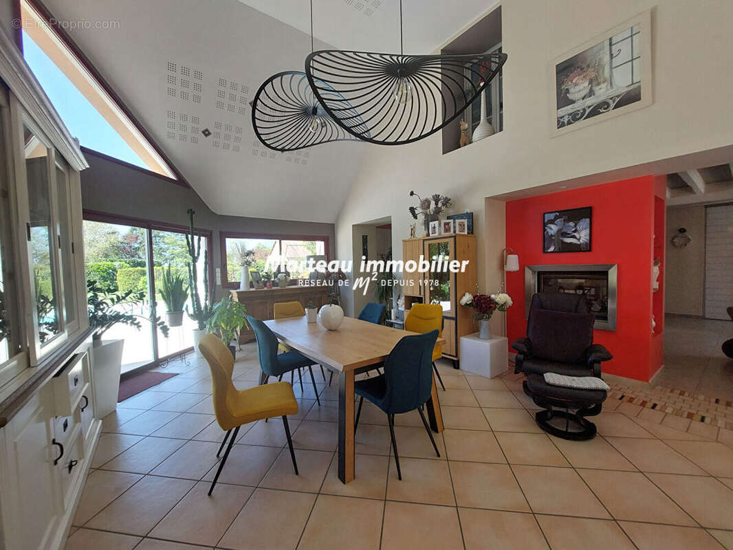 Maison à YVRE-L'EVEQUE