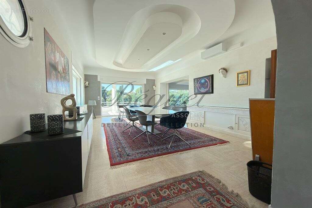 Maison à ANTIBES