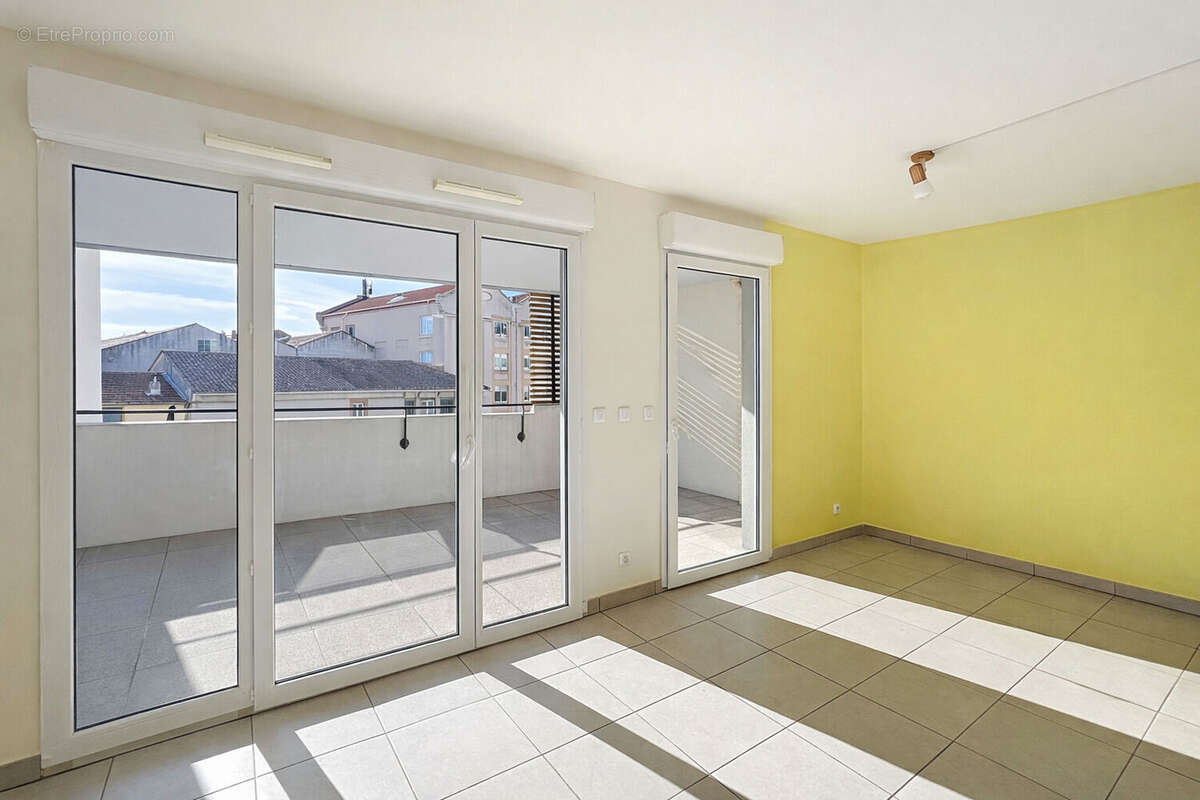 Appartement à MARSEILLE-10E