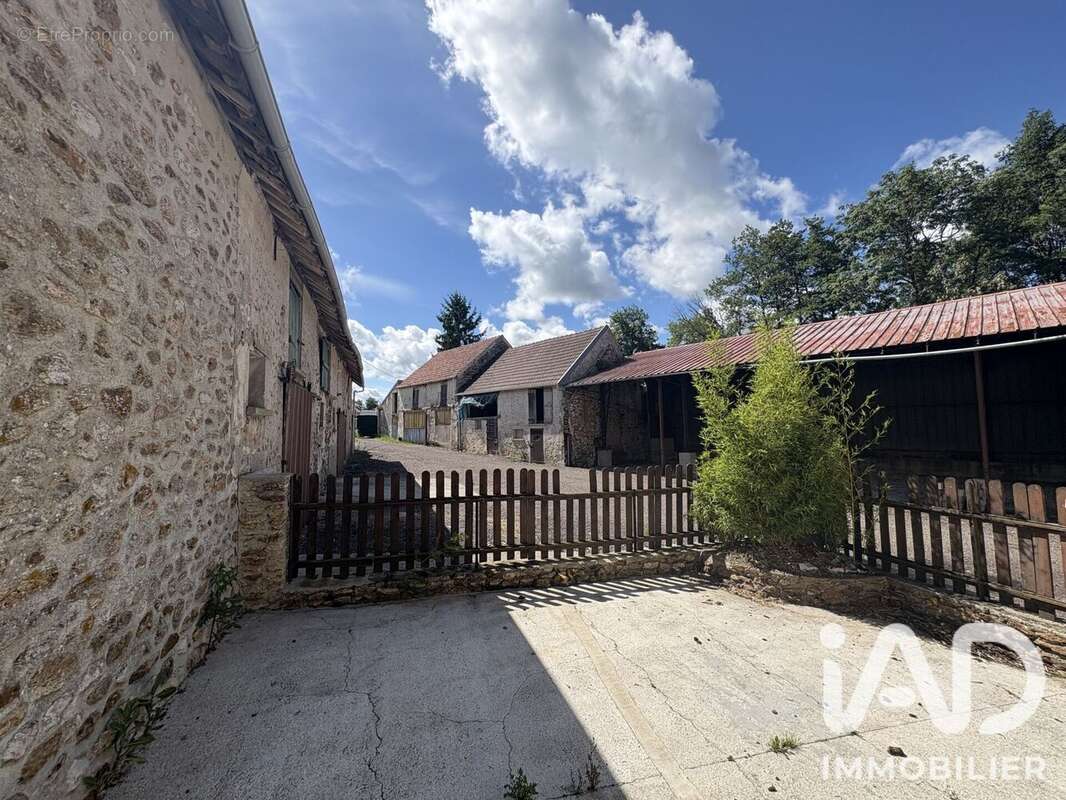 Maison 153 m² à Viffort  - photo 8