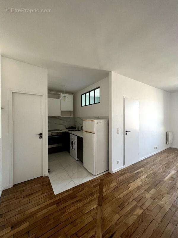 Appartement à CHARENTON-LE-PONT