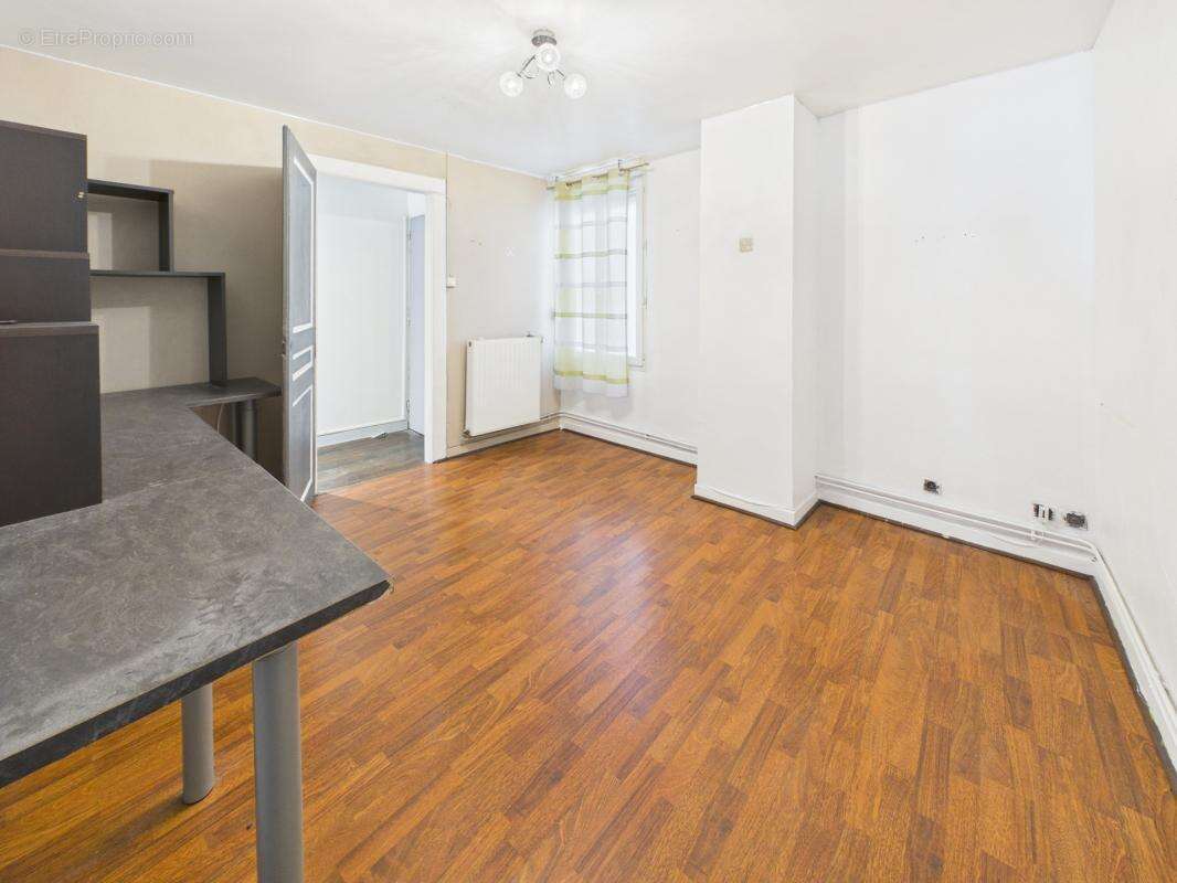 Appartement à PAGNY-SUR-MOSELLE