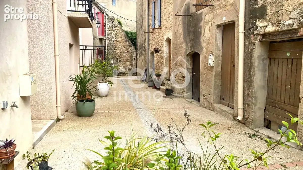 VENDEMIAN : MDV 58 M²,avec cour: bon etat, calme et cachet - photo 9