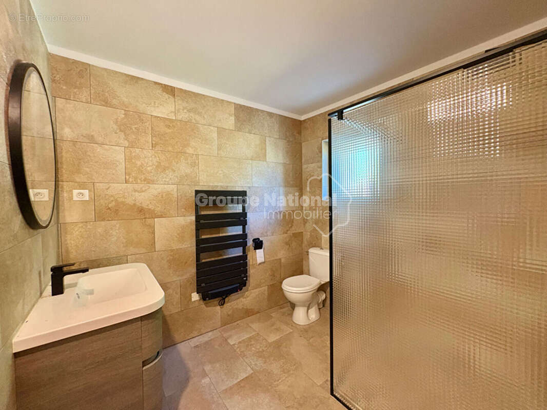 Appartement à LE ROVE