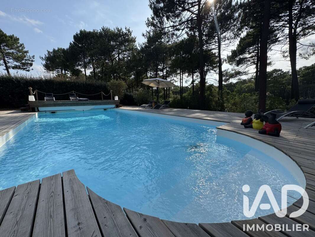 Maison 184 m² à Lacanau  - photo 3