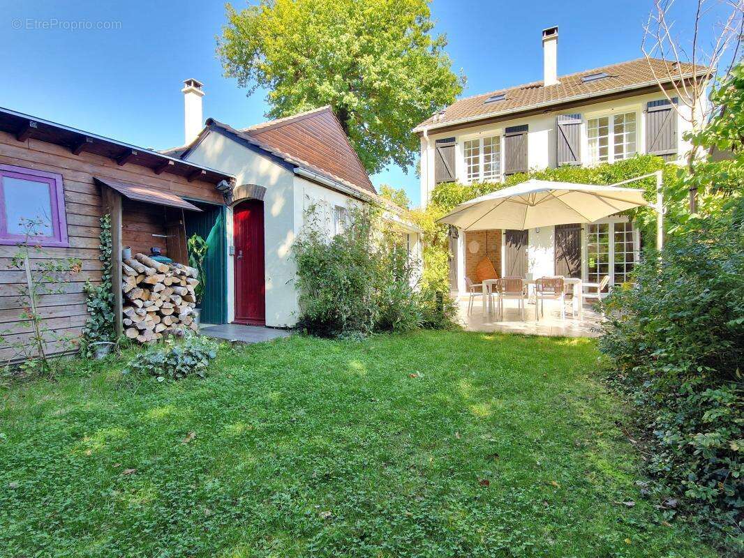 Maison à JOUY-EN-JOSAS