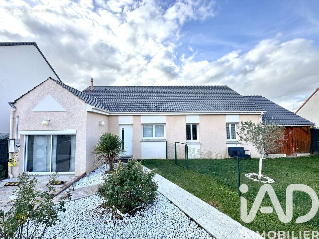 Photo 1 - Maison à MORMANT