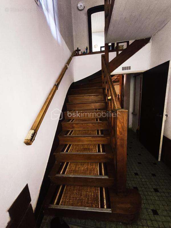 Maison à VIC-FEZENSAC