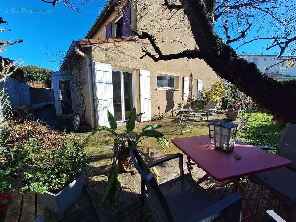 Maison à BOURG-LES-VALENCE