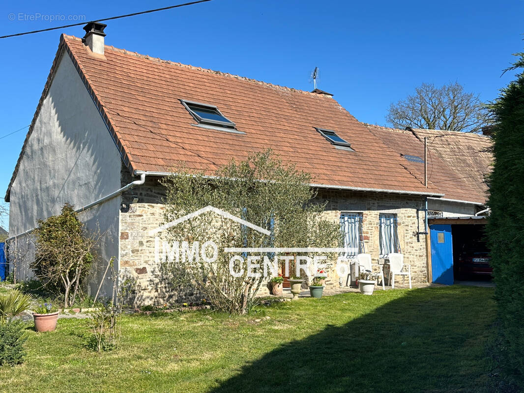 Maison à PRE-EN-PAIL