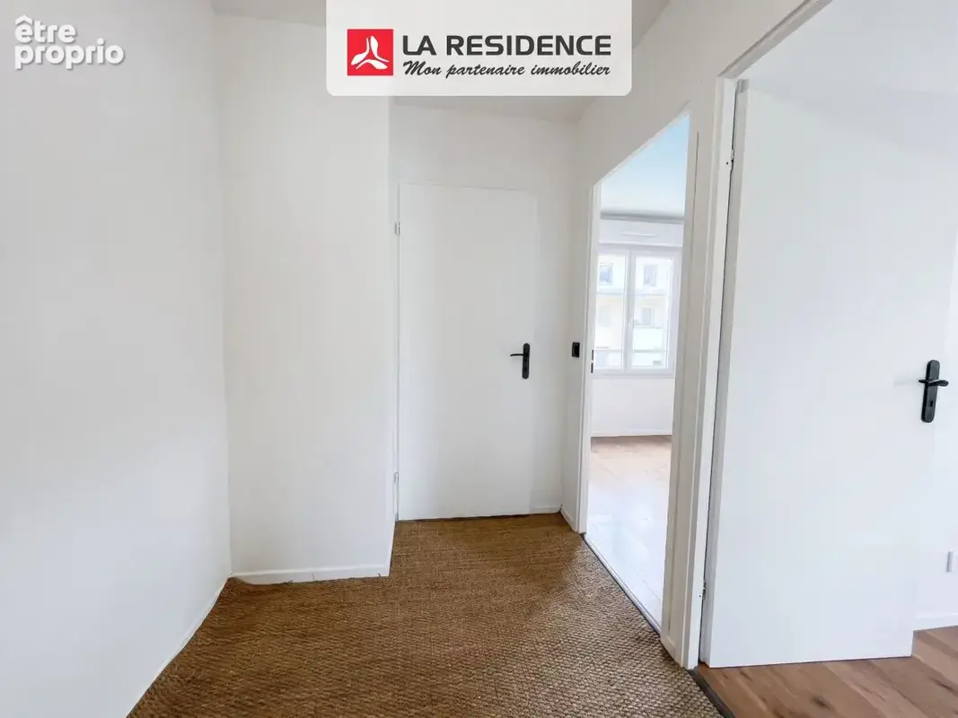 Appartement 65 m² à Saint-Ouen-L'aumone  - photo 8