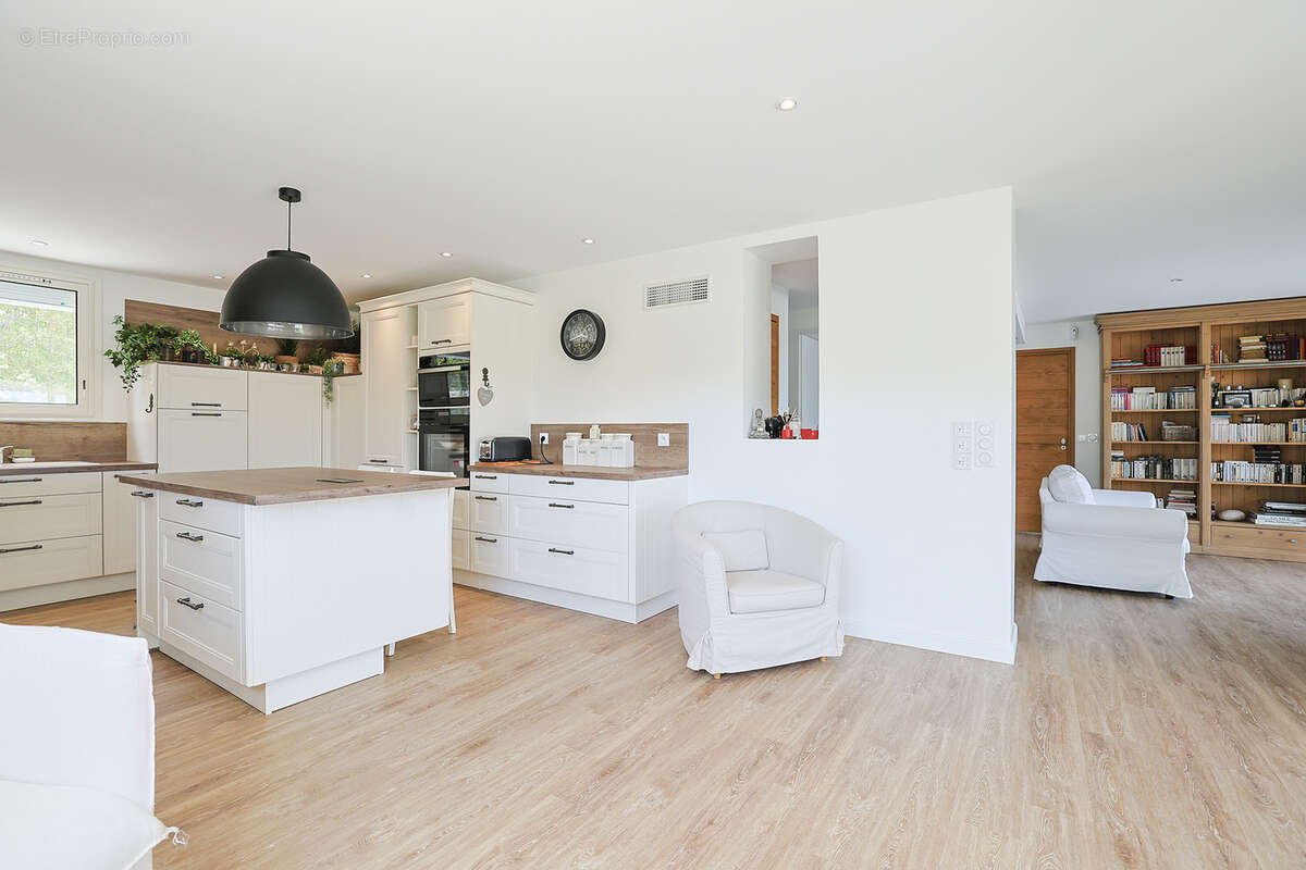 Maison à LA FARLEDE