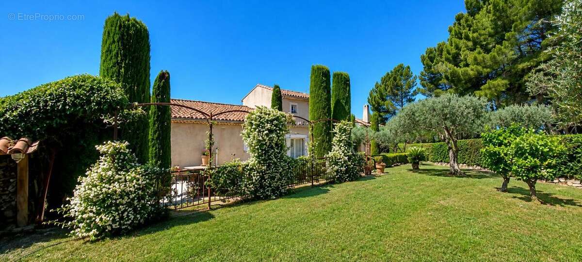 Maison à DRAGUIGNAN