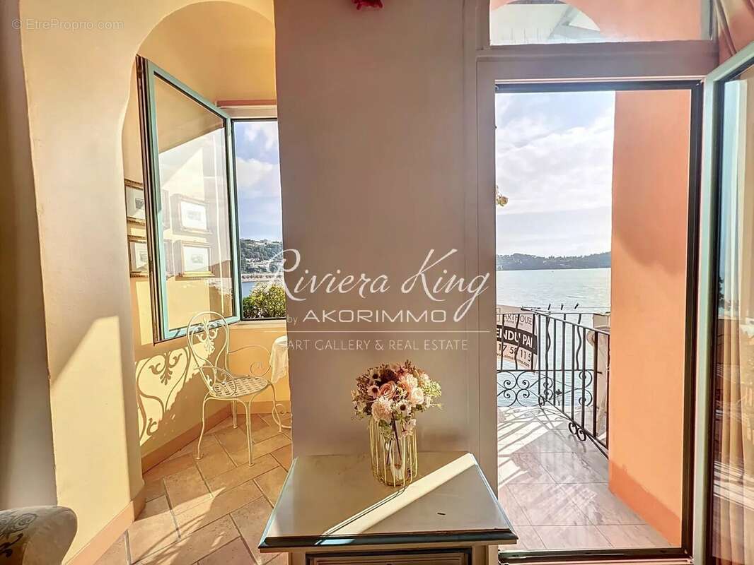 Appartement à VILLEFRANCHE-SUR-MER