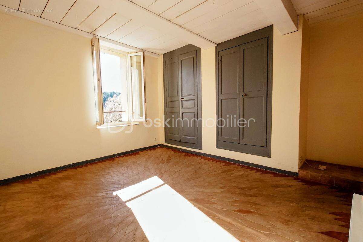 Maison à SALERNES