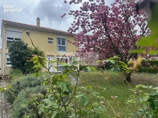 Maison à PESSAC