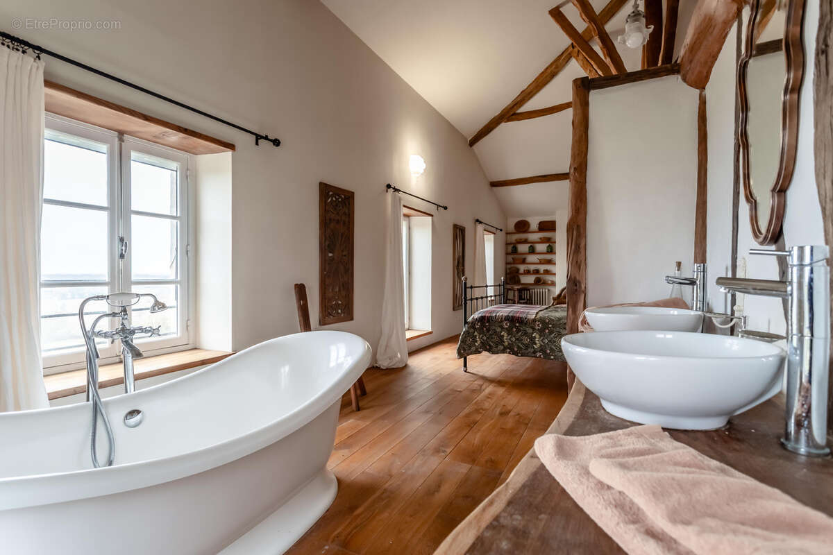 Maison à BEAUMONT-DE-LOMAGNE