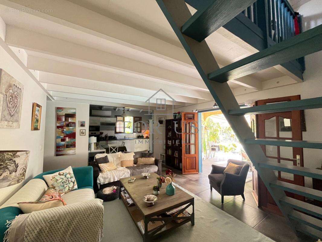 Maison à SAINTE-ANNE