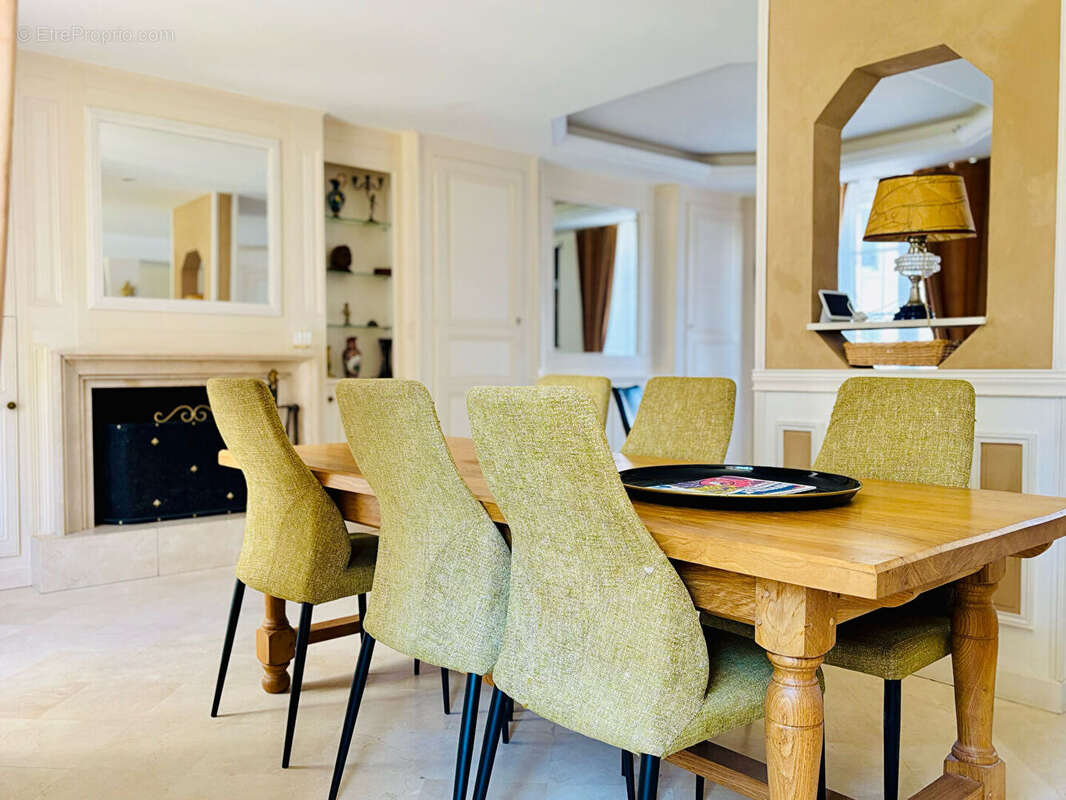 Maison à FRESNAY-SUR-SARTHE