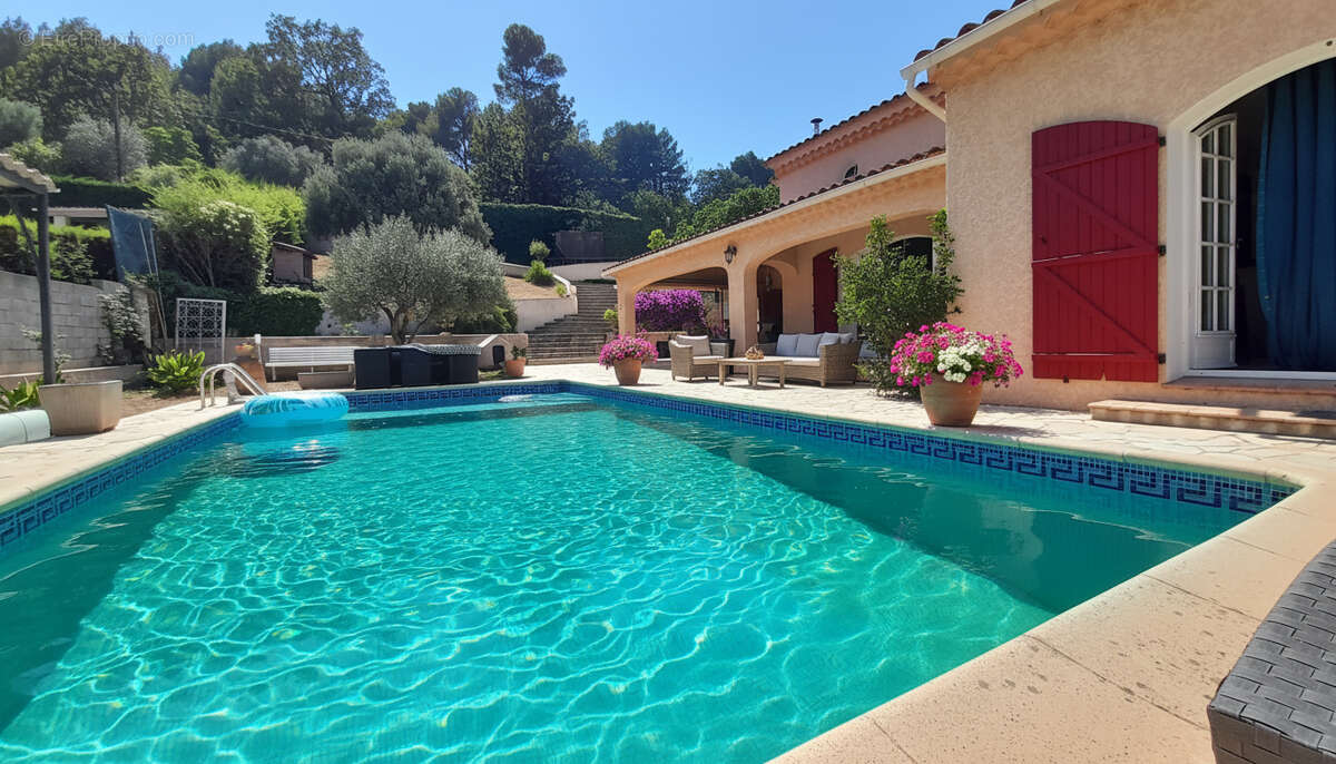 Maison à DRAGUIGNAN