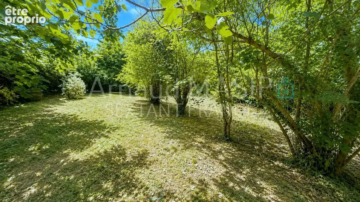 Maison beaux volumes, 191m² hab, 5 ch, garage, grand jardin acces riviere - photo 4