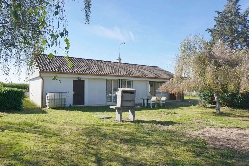 Maison à PARAY-LE-MONIAL