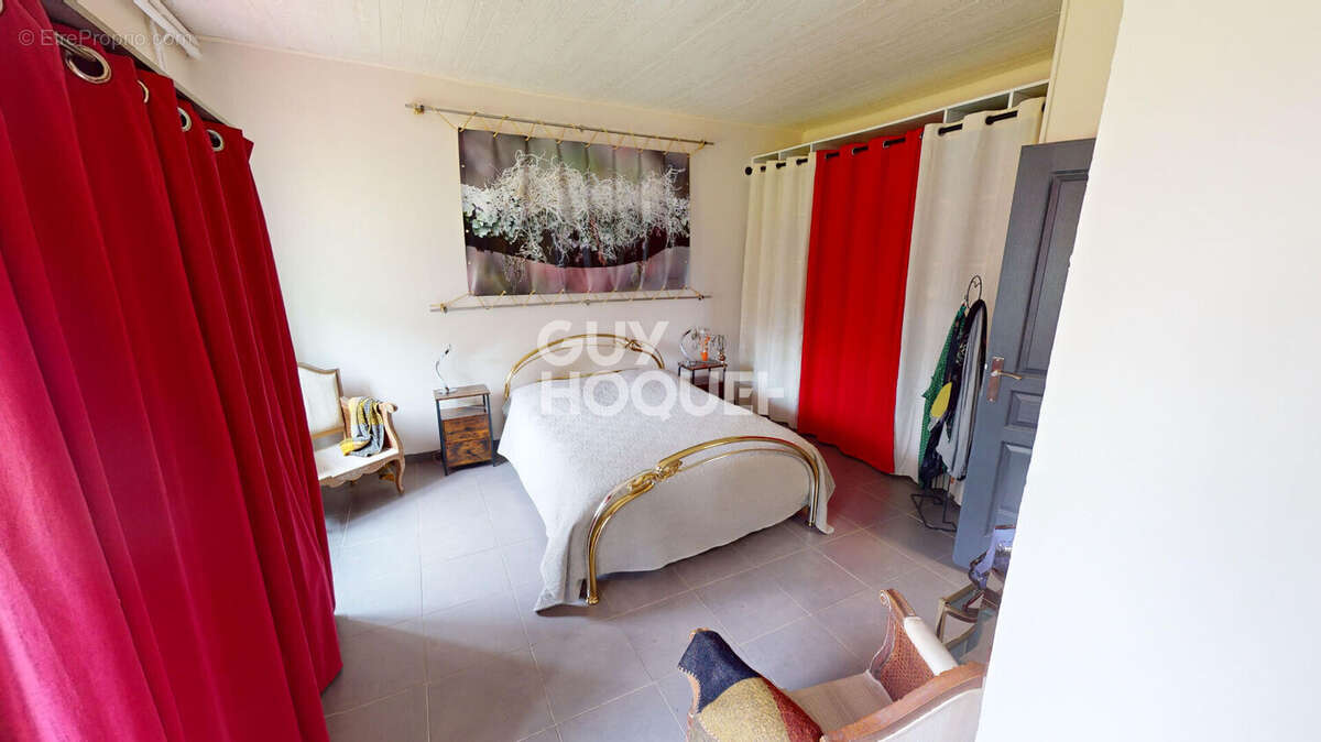 Maison à SAINT-CHRISTOLY-MEDOC