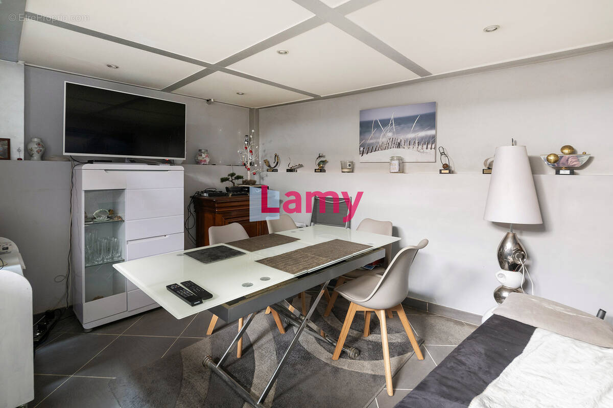 Appartement à BALLAINVILLIERS