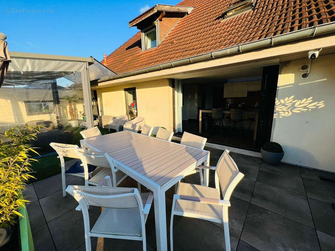 Appartement à BAVILLIERS