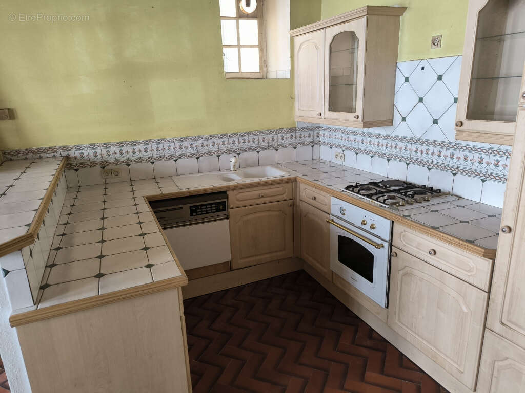 Maison à MOULINS-ENGILBERT