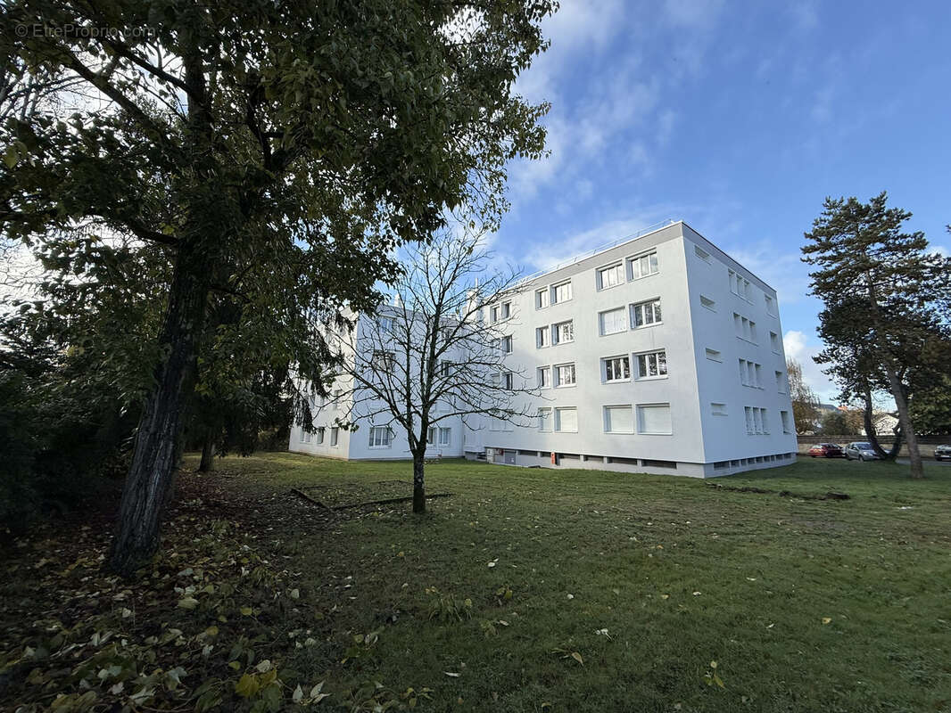 Appartement à SAINT-SEBASTIEN-SUR-LOIRE