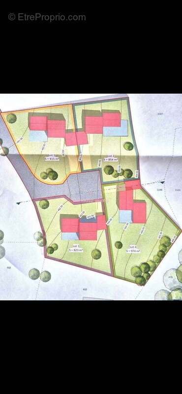 Terrain à BAS-EN-BASSET