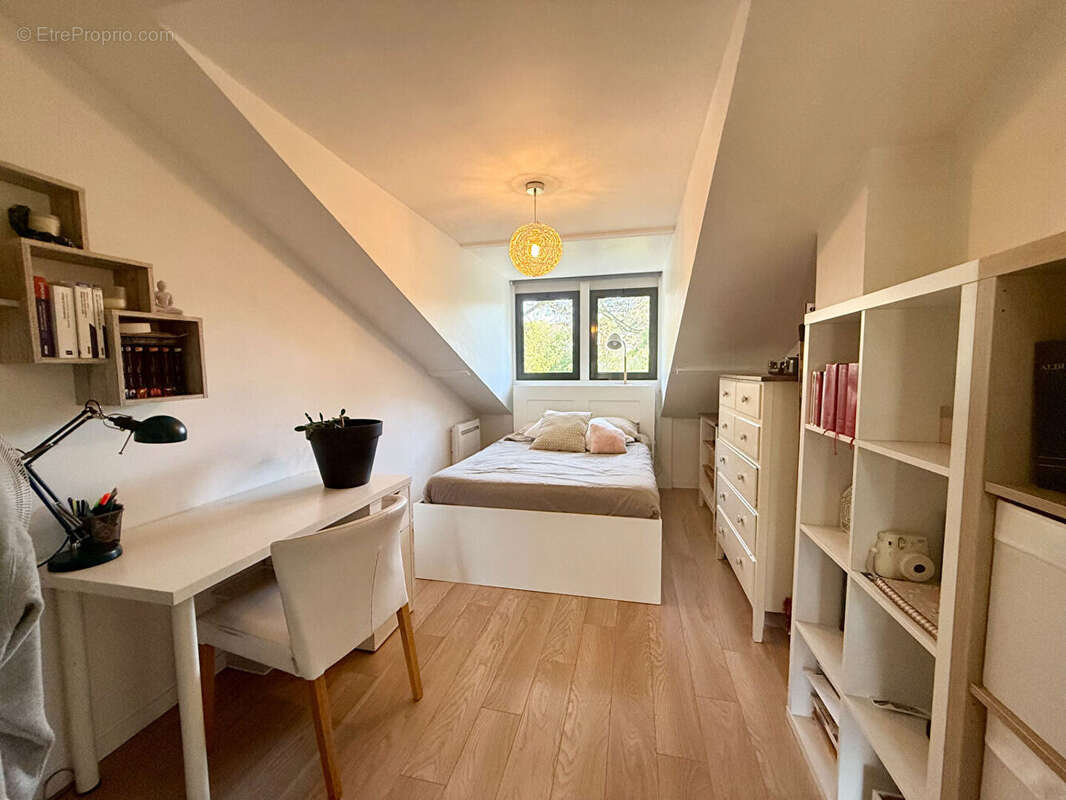 Appartement à LE RAINCY