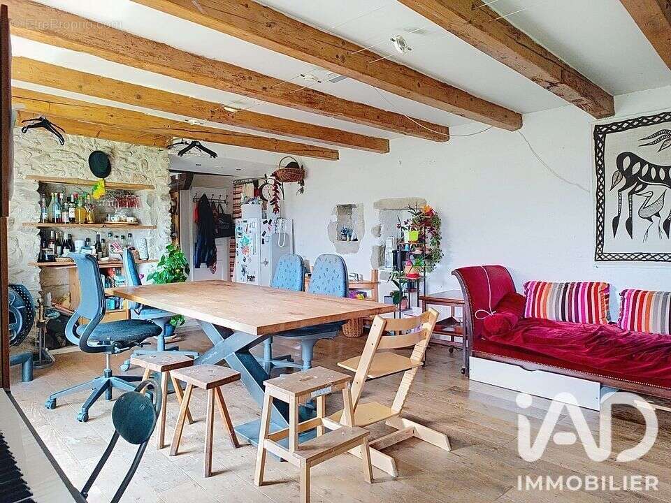Maison 126 m² à Savigny  - photo 4