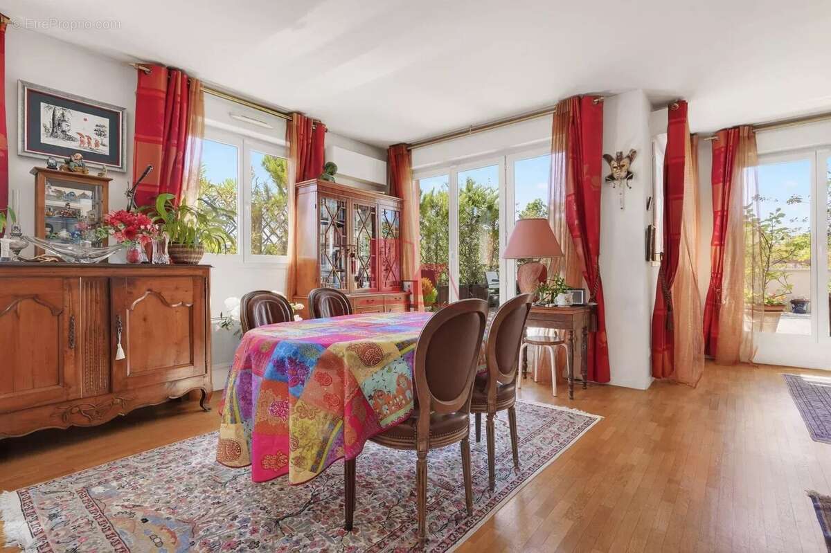 Appartement à CHATILLON
