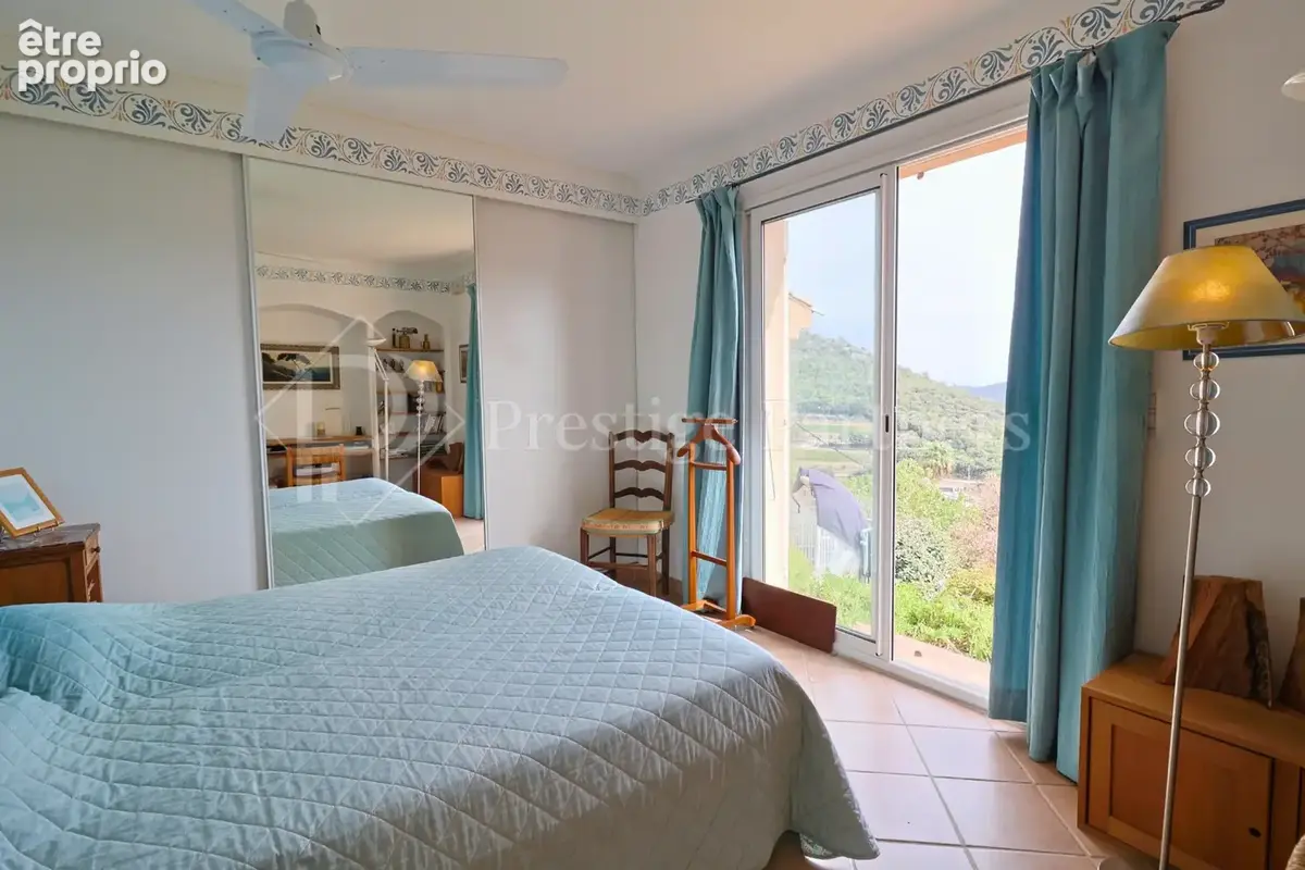 Villa provençale avec vue panoramique sur les vignes et les collines   Le Plan-de-la-Tour - photo 16