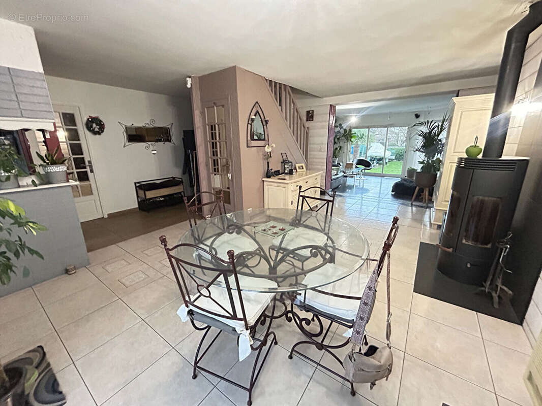 Maison à MITRY-MORY