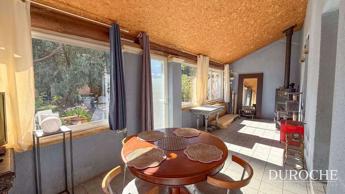 Maison à ORANGE