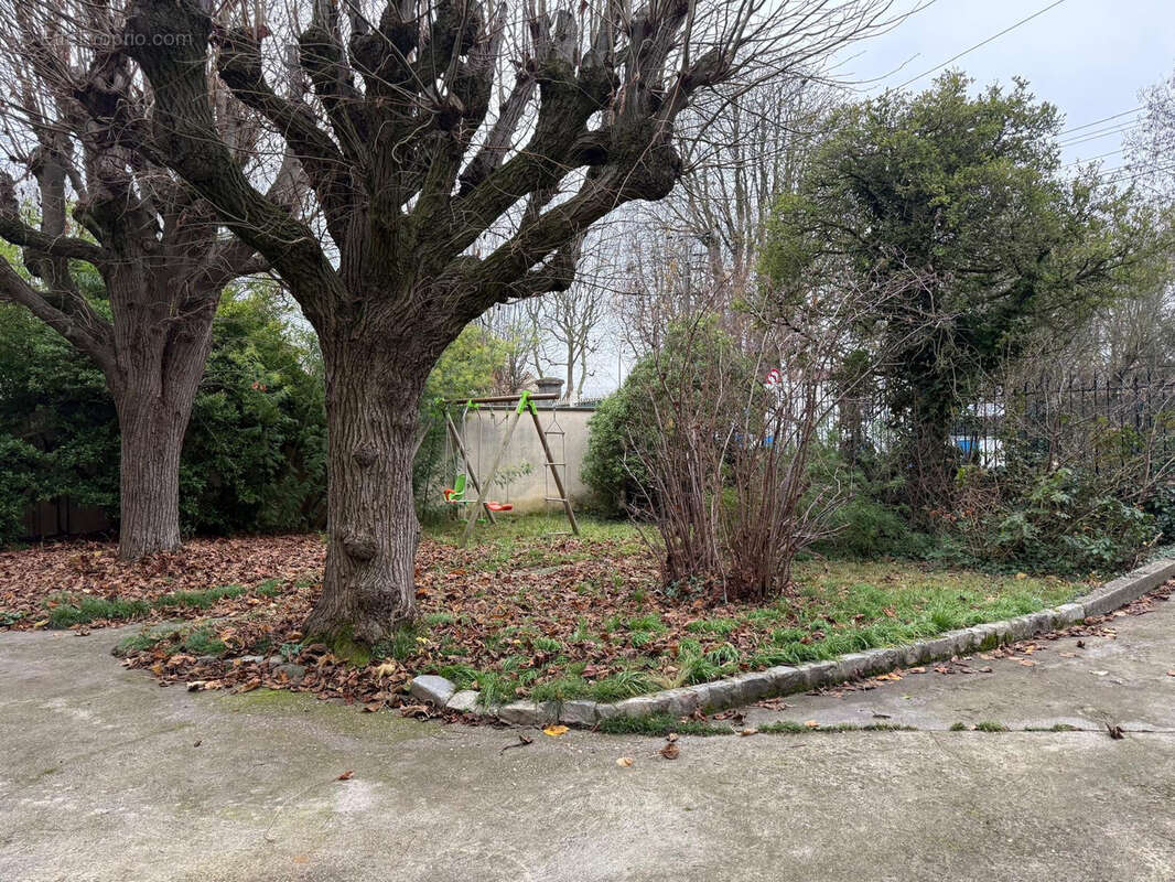 Maison à LIVRY-GARGAN