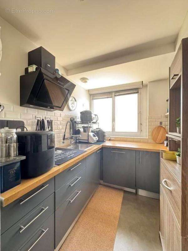 Appartement à LYON-8E